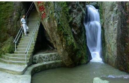佛山碧玉洞景区