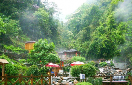 桂林十二滩漂流