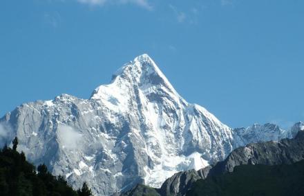 甘孜州墨尔多山