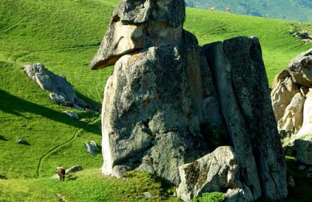 阿勒泰塞外石林