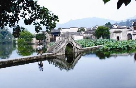 黄山南湖
