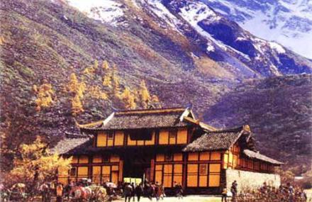 阿坝州黄龙寺