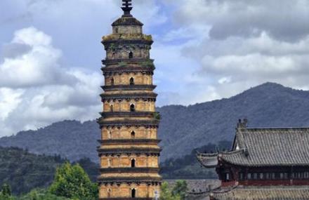 景德镇宋代红塔