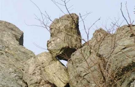 武汉蓝闪石石英脉