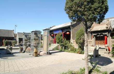 朝阳东晋壁画墓