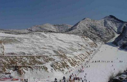 济南金象山滑雪场