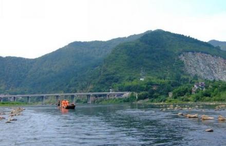 杭州天目溪漂流