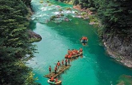 清远英德飞霞碧溪漂流