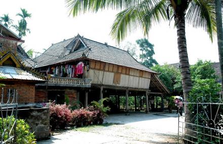 西双版纳橄榄坝傣寨