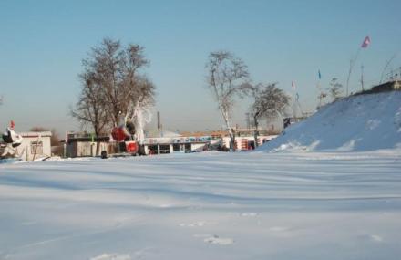 唐山弯道山滑雪场
