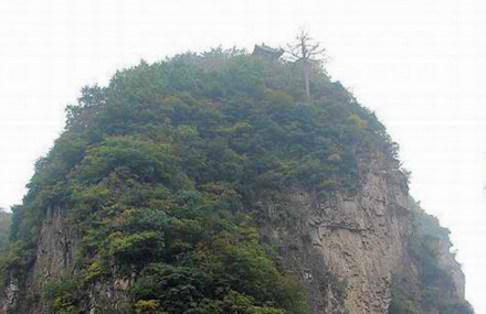 阳泉抱孤峰