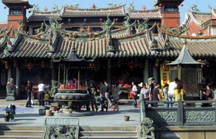 泉州通淮关岳庙