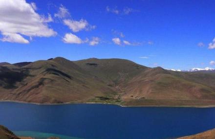 阿里扎日南木措