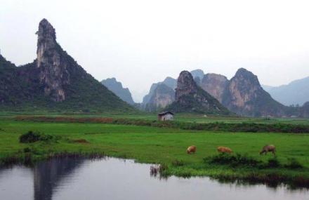 清远瑶族佰草观光园