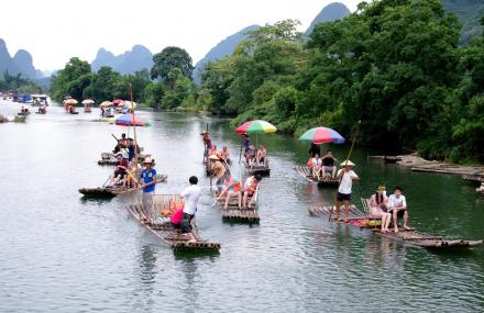 桂林遇龙河漂流工农桥码头