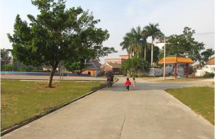 湛江新民塘底村