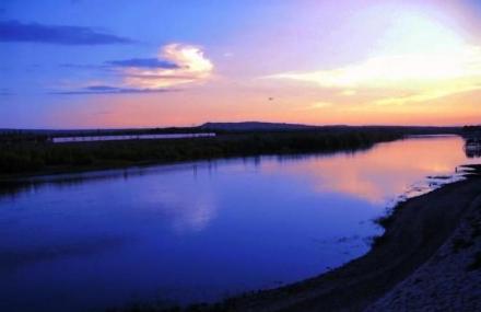 阿勒泰额尔齐斯河