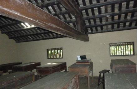 湘潭毛泽东的课桌