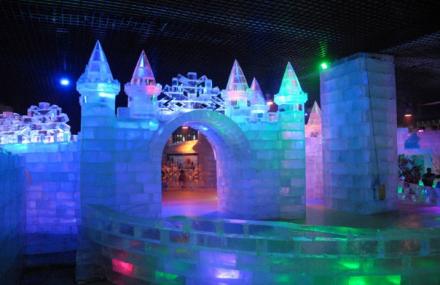 秦皇岛山海国际冰雪大世界