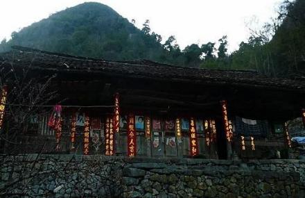 百色火卖生态村