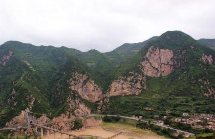 天水五龙山
