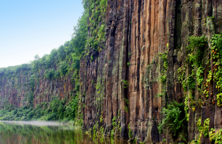 丹东玄武岩柱林
