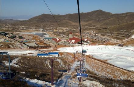 唐山玉龙湾滑雪场