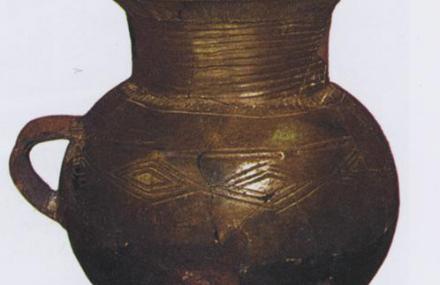 拉萨曲贡古遗址