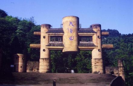 成都山门