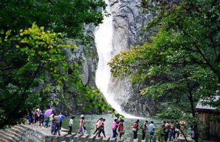 平顶山九曲瀑布