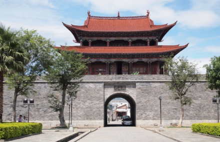 大理古城洱海门