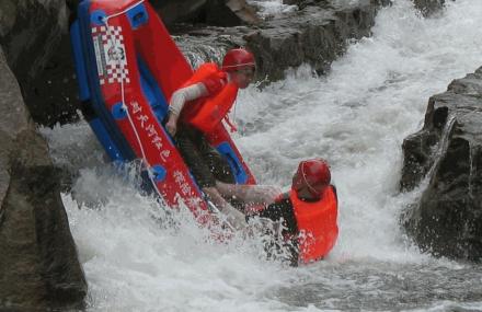 黄冈对天河漂流