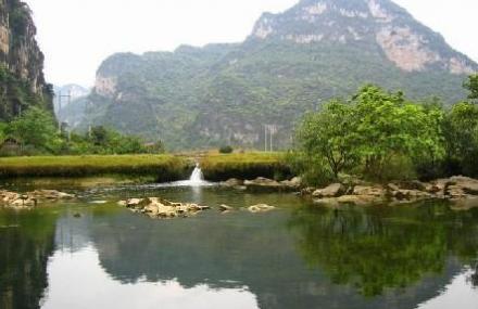 崇左大新恩城山水风光