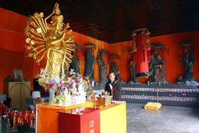 锦州石棚松雪区圆通宝殿