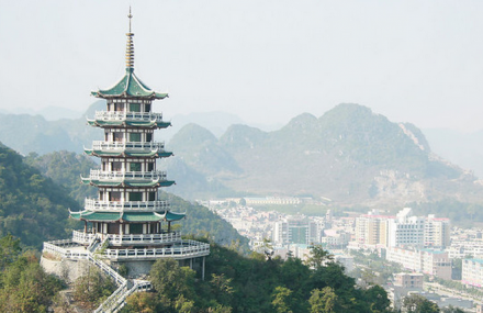 北京白龙塔