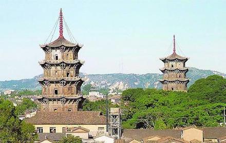 泉州开元寺古城双塔