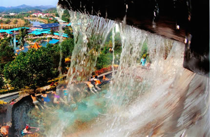 江门九重天飞瀑池