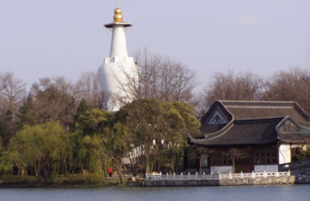 扬州白塔