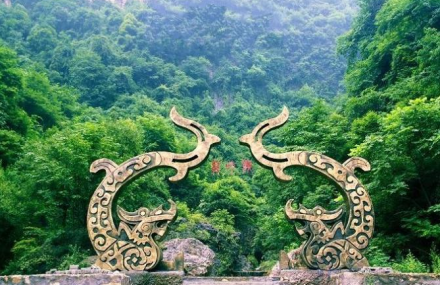 十堰龙吟峡