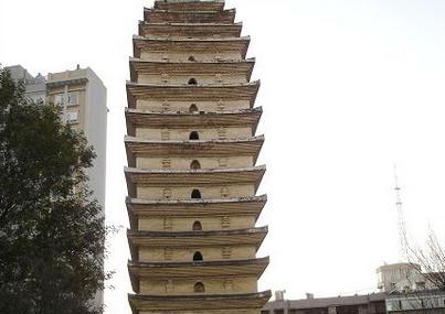 昆明东寺塔和西寺塔