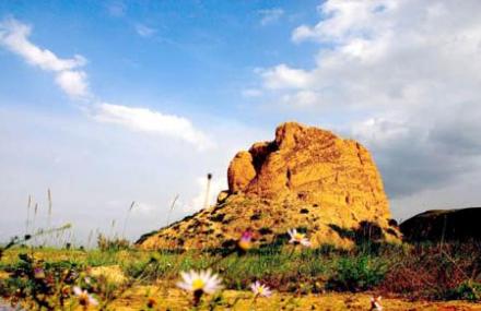 敦煌烽火台遗址