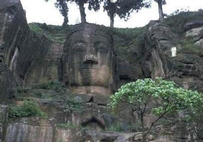 眉山牛角寨大佛