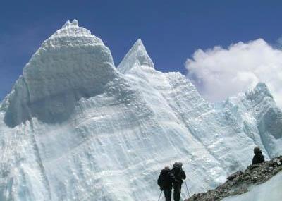 日喀则绒布冰川