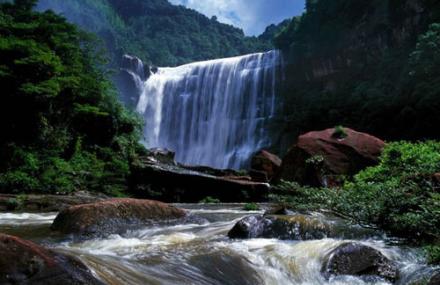 遵义十丈洞瀑布群