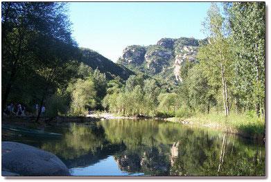 北京屹仙潭与放生池