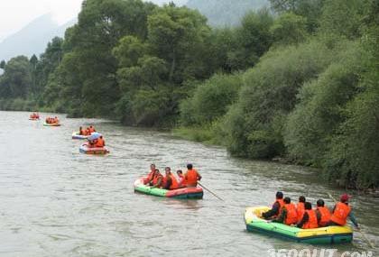 甘南白龙江漂流