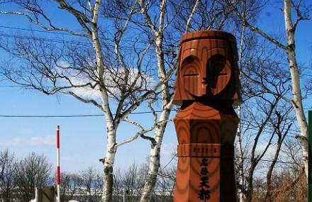 中卫天都山石窟