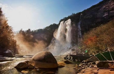 安庆大别山彩虹瀑布