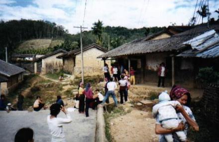 五指山毛岸苗村