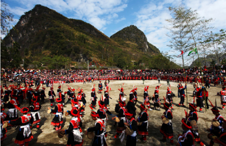 清远瑶寨耍歌堂